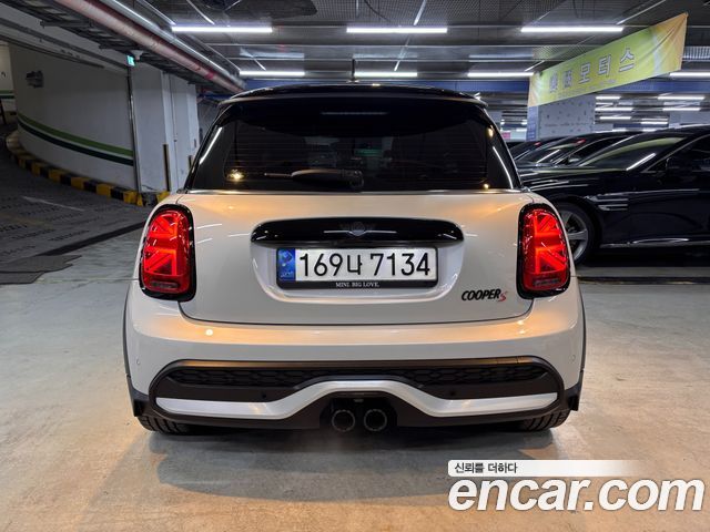 MINI Cooper S Classic Launch Pack Third Generation 2022 — фото 4