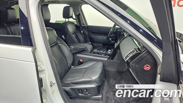 Land Rover Discovery 5 3.0 SD6 SE 2019 — фото 11