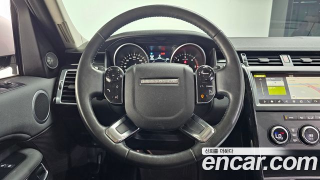Land Rover Discovery 5 3.0 SD6 SE 2019 — фото 13