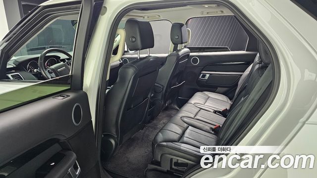 Land Rover Discovery 5 3.0 SD6 SE 2019 — фото 26