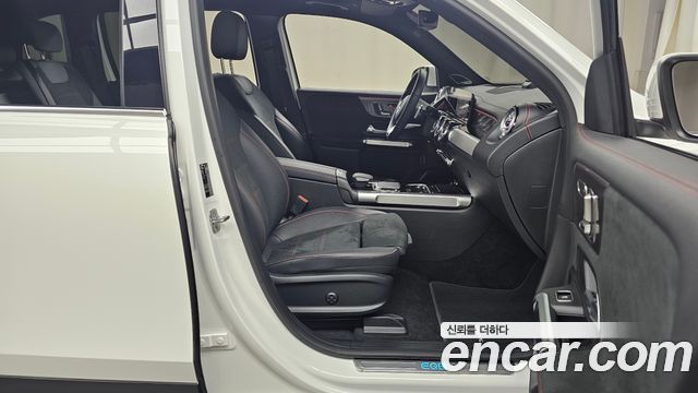 Mercedes-Benz EQB (X243) EQB300 4MATIC AMG Line 2024 — фото 11