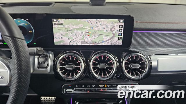 Mercedes-Benz EQB (X243) EQB300 4MATIC AMG Line 2024 — фото 15