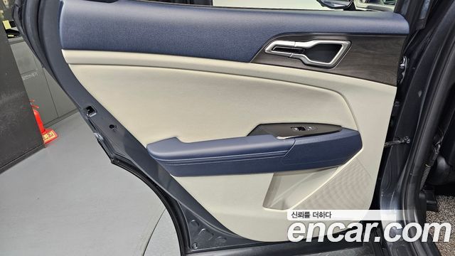 Kia Sportage (V) Diesel 2.0 2WD Signature Gravity 2022 — фото 25