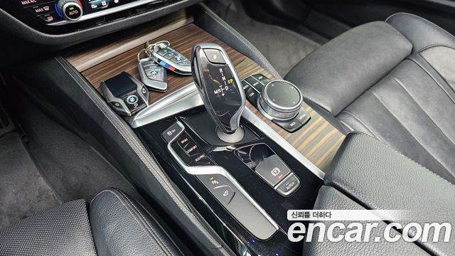 BMW 5 Series (G30) 520d M Sport Package Plus 2017 — фото 9