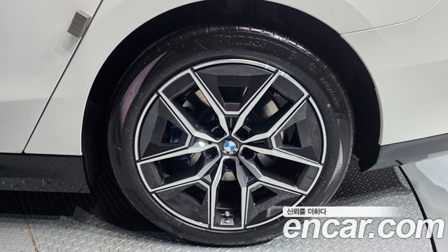 BMW 5 Series (G60) 520i M Sport 2026 — фото 27