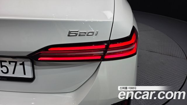 BMW 5 Series (G60) 520i M Sport 2026 — фото 29