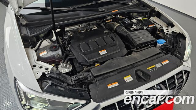 Audi Q3 (F3) 35 TDI Quattro Premium 2023 — фото 6