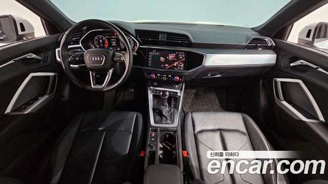 Audi Q3 (F3) 35 TDI Quattro Premium 2023 — фото 7