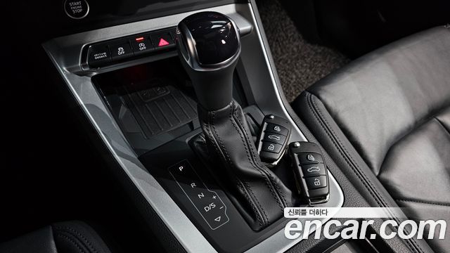 Audi Q3 (F3) 35 TDI Quattro Premium 2023 — фото 9