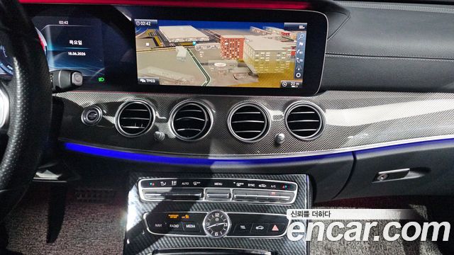 Mercedes-Benz E-Class (W213) E350 4MATIC AMG Line 2019 — фото 12