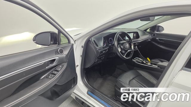Hyundai Sonata (DN8) 2.0 Premium Plus 2023 — фото 10