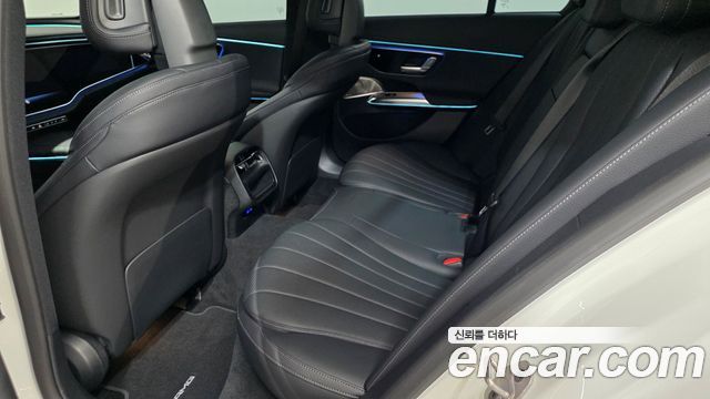 Mercedes-Benz E-Class (W214) E300 4MATIC AMG Line 2025 — фото 10