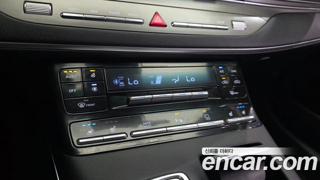 Hyundai Grandeur (IG) 2.5 Premium 2022 — фото 17