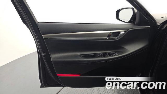 Hyundai Grandeur (IG) 2.5 Premium 2022 — фото 24