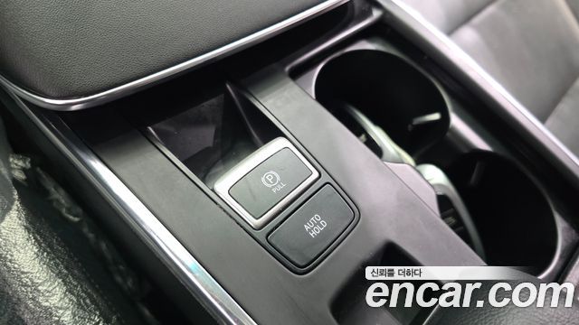 Hyundai Grandeur (IG) 2.5 Premium 2022 — фото 28