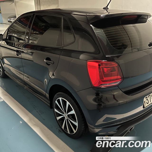 Volkswagen Polo 1.4 TDI R-Line Premium 5th 2016 — фото 3