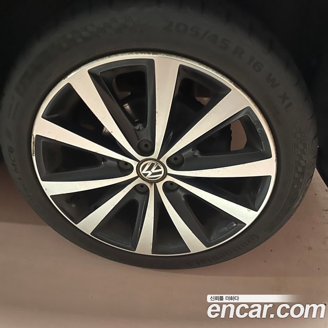 Volkswagen Polo 1.4 TDI R-Line Premium 5th 2016 — фото 5