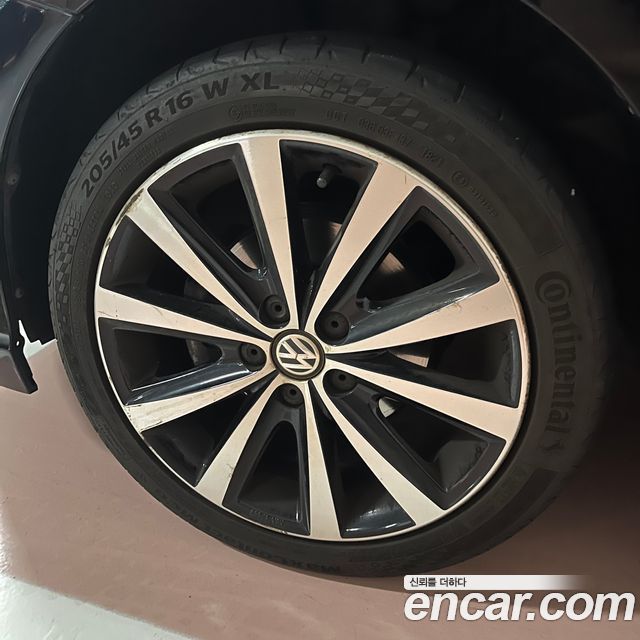 Volkswagen Polo 1.4 TDI R-Line Premium 5th 2016 — фото 6