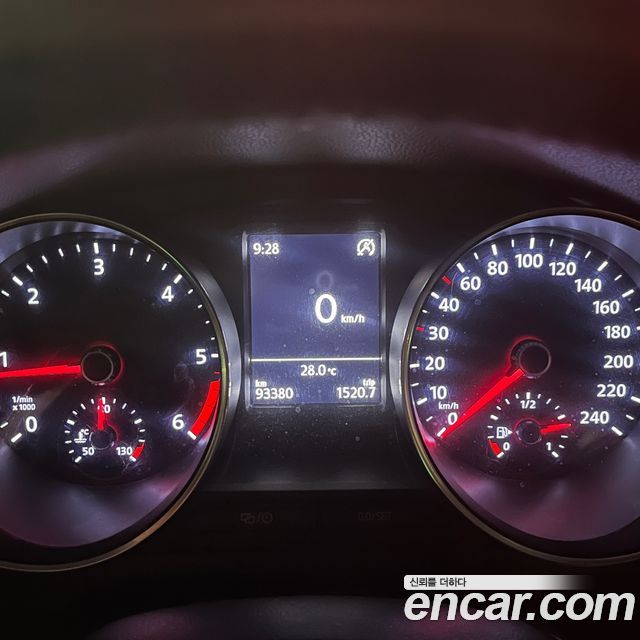 Volkswagen Polo 1.4 TDI R-Line Premium 5th 2016 — фото 16