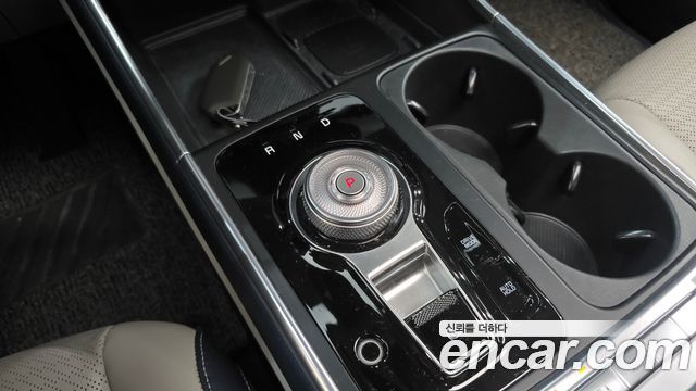 Kia Carnival (IV) HEV 7seater Gravity 2025 — фото 9