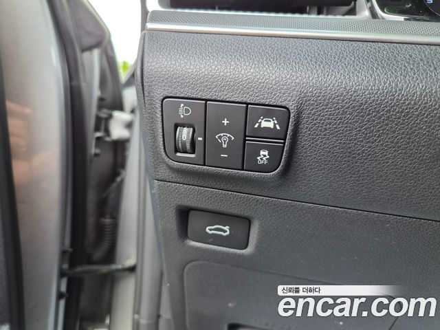 Kia K5 (III) 2.0 Prestige 2022 — фото 10