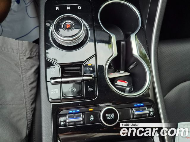 Kia K5 (III) 2.0 Prestige 2022 — фото 19