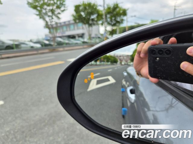 Kia K5 (III) 2.0 Prestige 2022 — фото 24