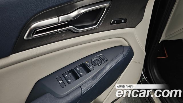 Kia Sportage (V) Gasoline 1.6 Turbo 2WD Signature 2026 — фото 17