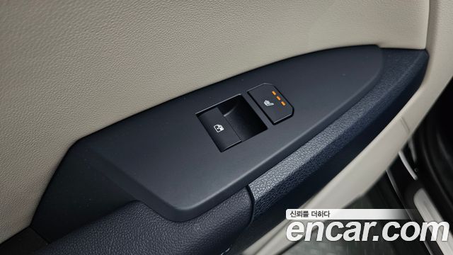 Kia Sportage (V) Gasoline 1.6 Turbo 2WD Signature 2026 — фото 18