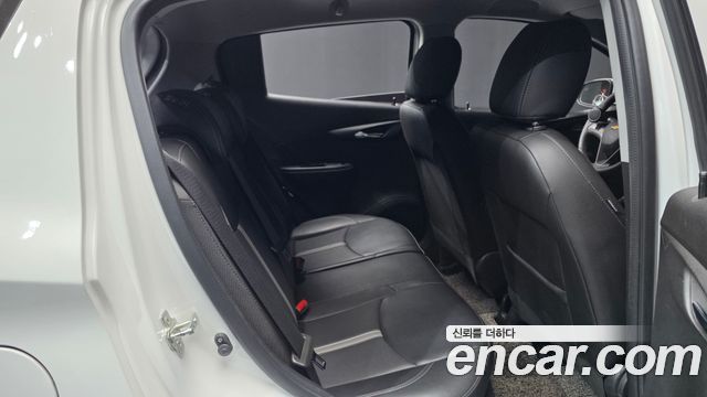 Chevrolet Spark Premier 2022 — фото 12