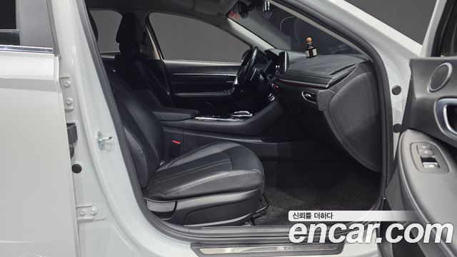 Hyundai Sonata (DN8) 2.0 LPG(rental car) Smart 2022 — фото 11