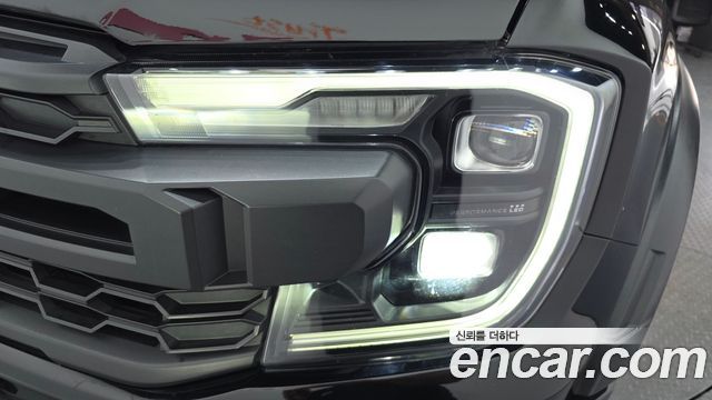 Ford Ranger (IV) 2.0 Raptor 2023 — фото 22