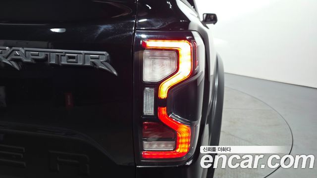 Ford Ranger (IV) 2.0 Raptor 2023 — фото 23