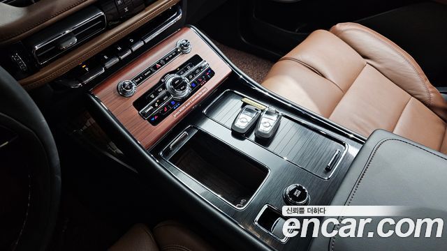 Lincoln Aviator (II) 3.0 Reserve  AWD 2023 — фото 9