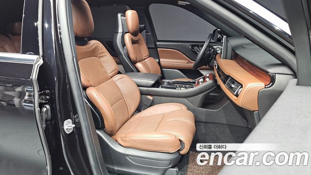 Lincoln Aviator (II) 3.0 Reserve  AWD 2023 — фото 11