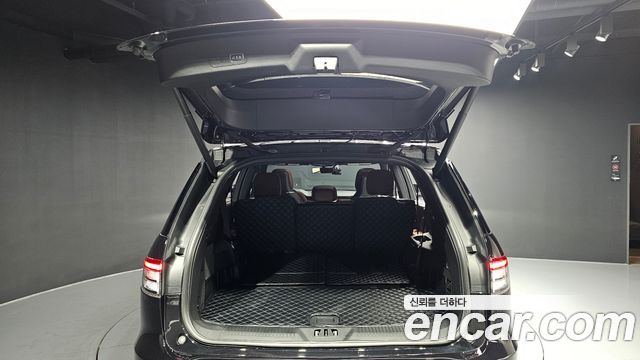 Lincoln Aviator (II) 3.0 Reserve  AWD 2023 — фото 20