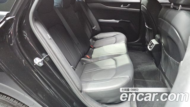 Kia K5 (III) 2.0 Prestige 2023 — фото 15