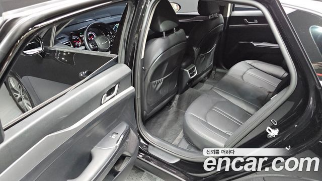 Kia K5 (III) 2.0 Prestige 2023 — фото 33