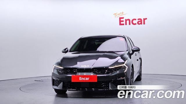Kia K5 (III) 2.0 Noblesse 2024 — фото 3