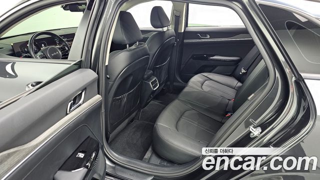 Kia K5 (III) 2.0 Noblesse 2024 — фото 15