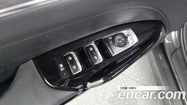Kia K5 (III) 2.0 Noblesse 2024 — фото 36
