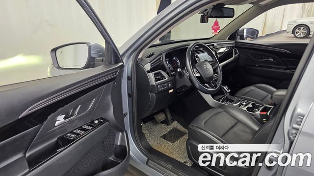 KG Mobility (SsangYong) Beautiful Korando Gasoline 1.5 2WD C7 2023 — фото 10