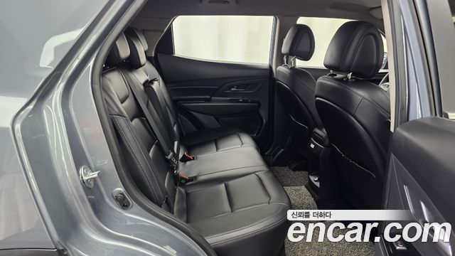 KG Mobility (SsangYong) Beautiful Korando Gasoline 1.5 2WD C7 2023 — фото 12