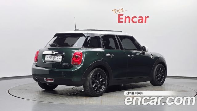 MINI Cooper D 5Door HIGH 3rd 2016 — фото 2