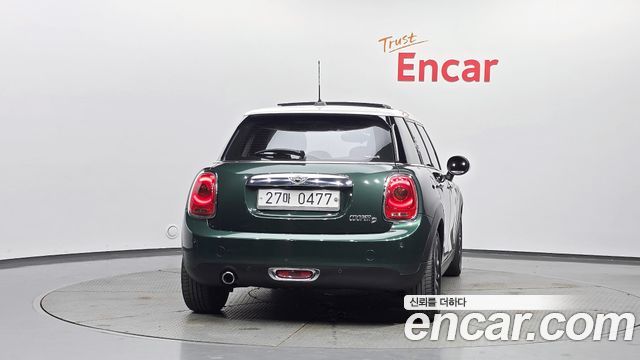 MINI Cooper D 5Door HIGH 3rd 2016 — фото 4