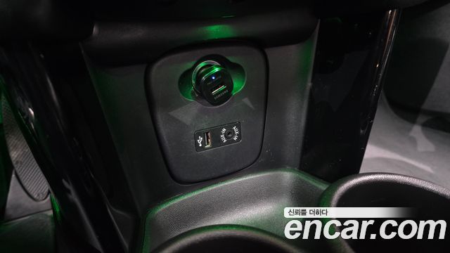 MINI Cooper D 5Door HIGH 3rd 2016 — фото 18
