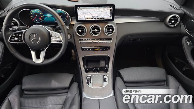 Mercedes-Benz GLC-Class (X253) GCL300 4MATIC Coupe 2023 — фото 7