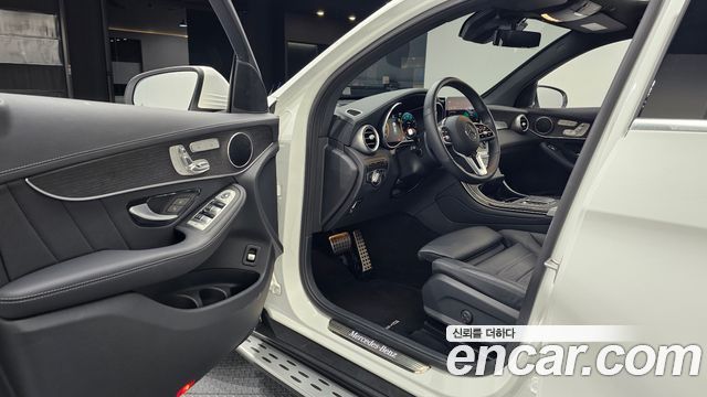 Mercedes-Benz GLC-Class (X253) GCL300 4MATIC Coupe 2023 — фото 10