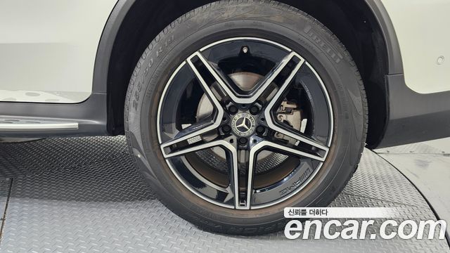 Mercedes-Benz GLC-Class (X253) GCL300 4MATIC Coupe 2023 — фото 21