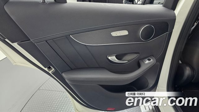 Mercedes-Benz GLC-Class (X253) GCL300 4MATIC Coupe 2023 — фото 25